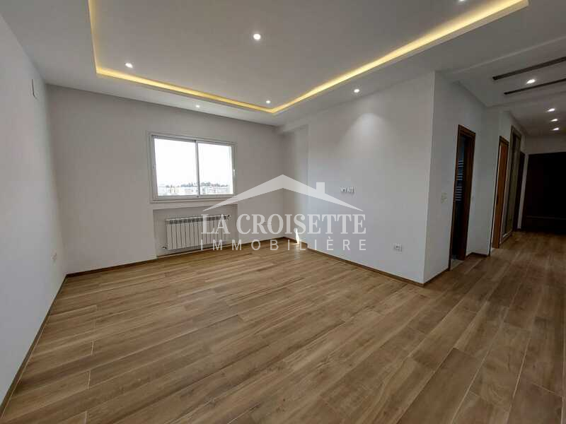 Appartement S+2 à La Soukra